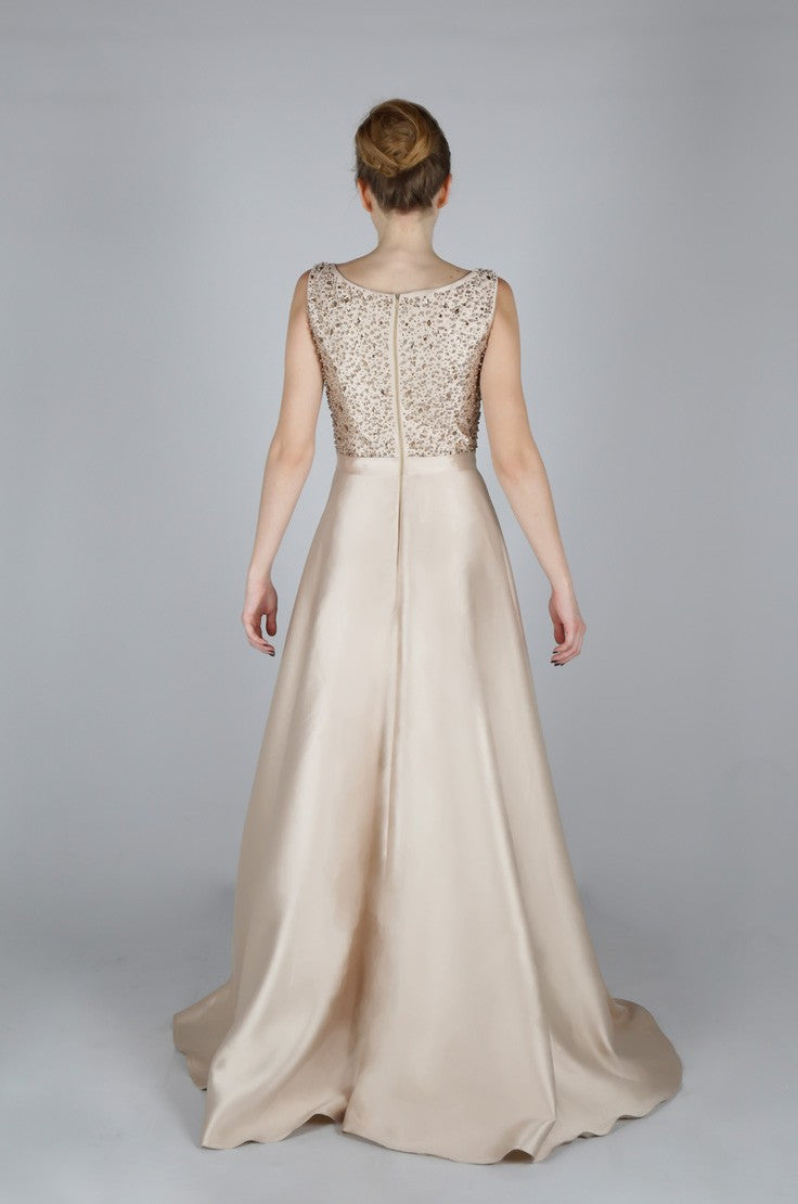 Robe de soirée longue perlée