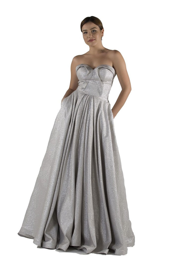 Robe de soirée argentée pailletée