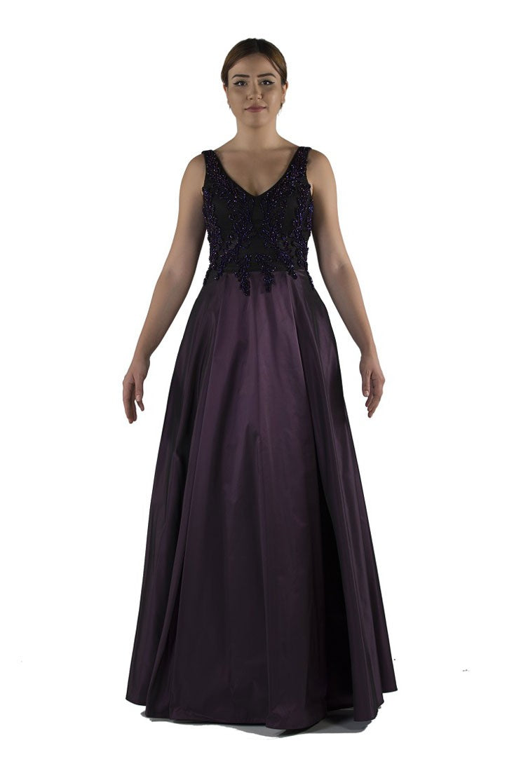 Robe de soirée perlée col V