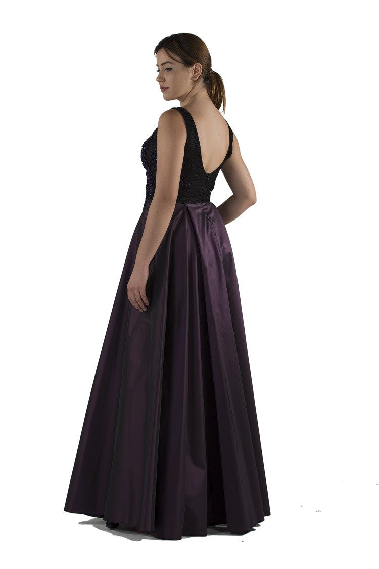 Robe de soirée perlée col V