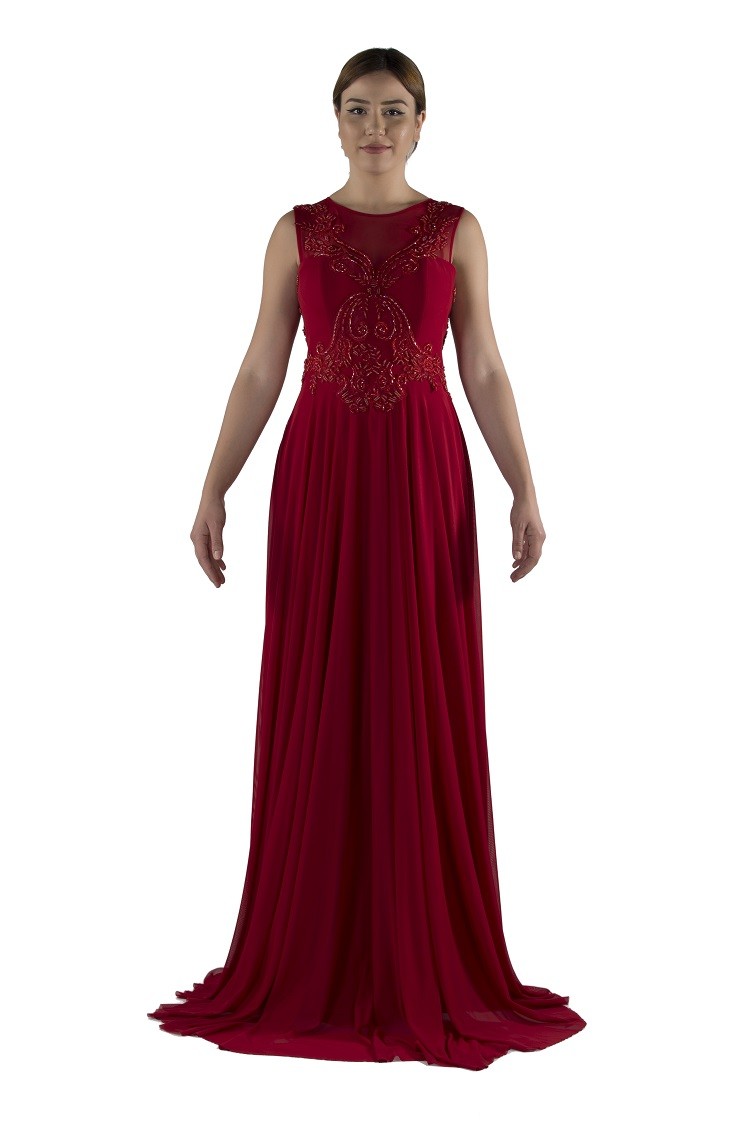 Longue robe de soirée rouge perlée