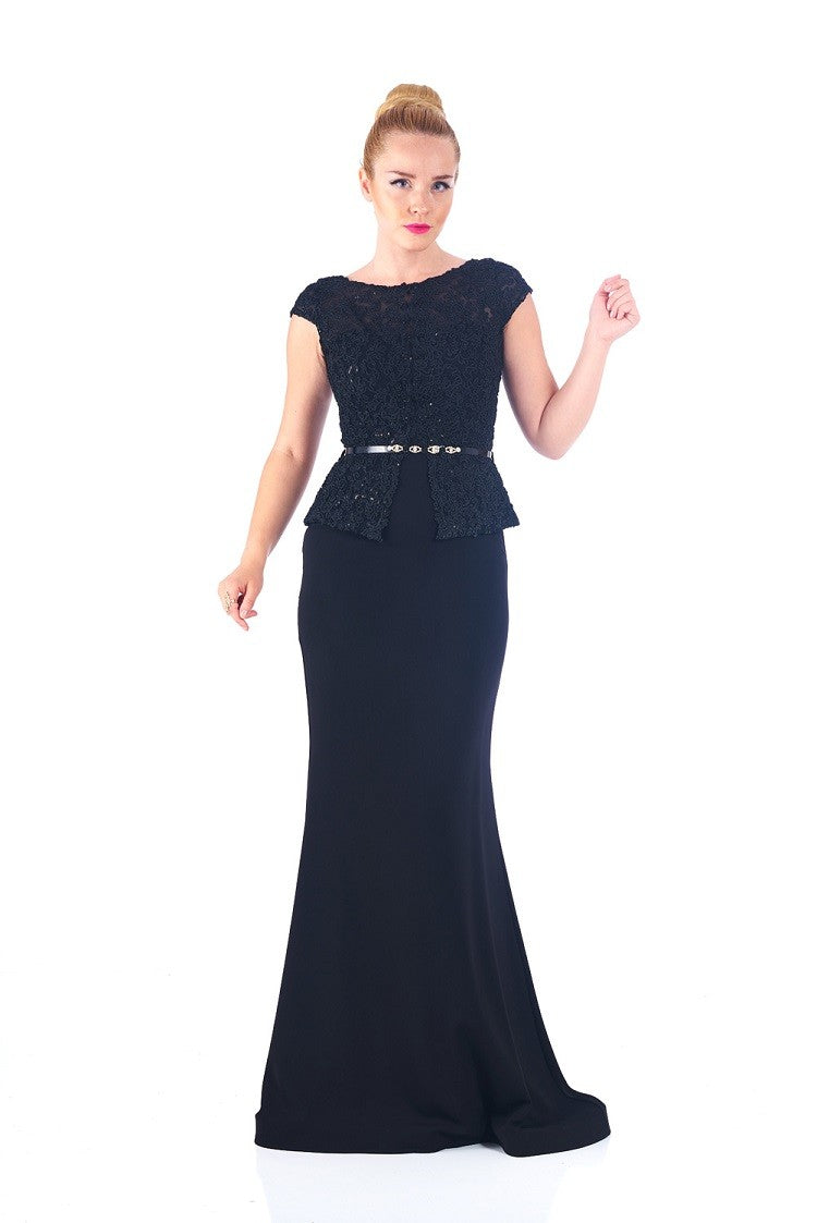 Robe de soirée longue noire avec ceinture